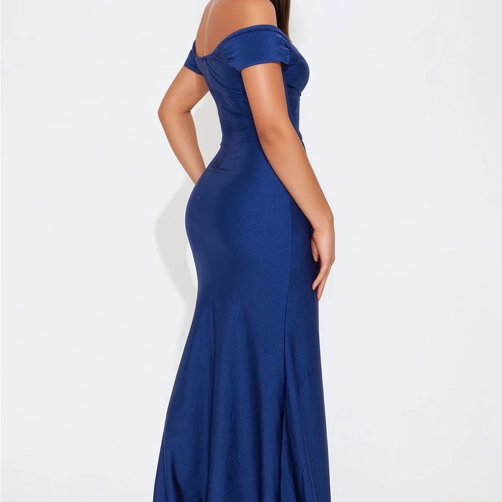 Fashion Nova Navy Blue Off-Shoulder Maxi Dress - Picture 2 of 3